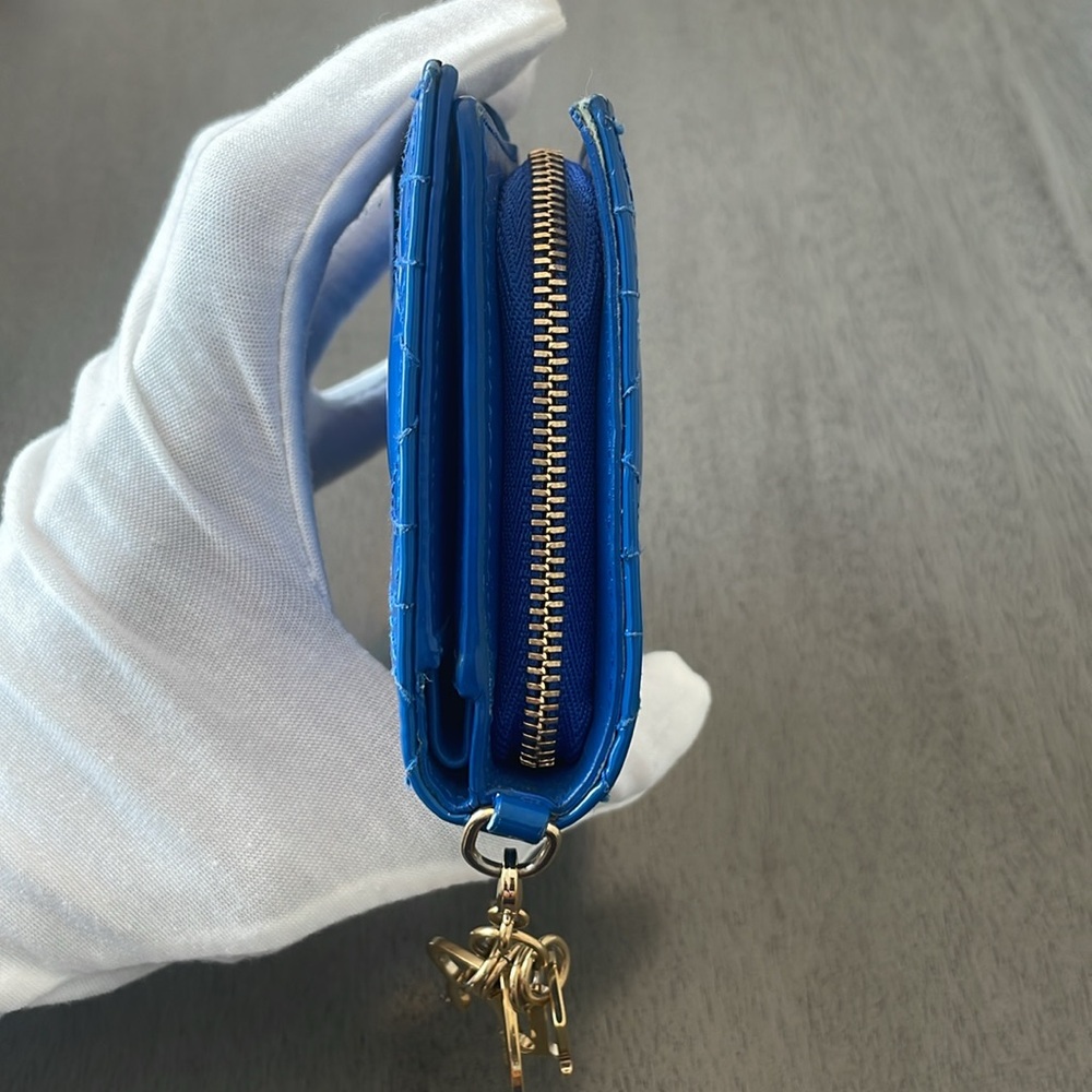 ❌SOLD❌ Dior Blue Cannage Patent Leather Zip Around Bifold Wallet - Picture 6 of 15